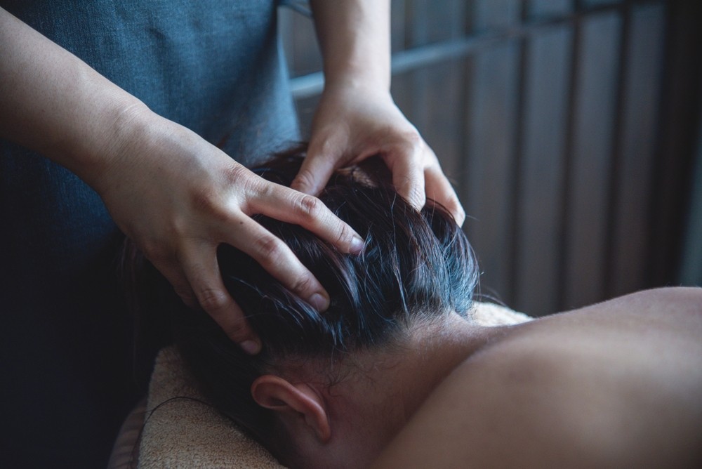 How Can Massage Therapy Help Manage Headaches and Migraines?